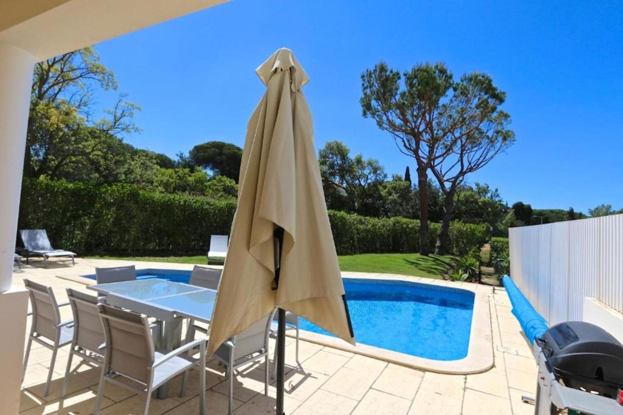 Spacious Vilamoura Villa 4 Bedrooms Villa Amendoeira Table Tennis Great Pool Area Quarteira Exterior photo